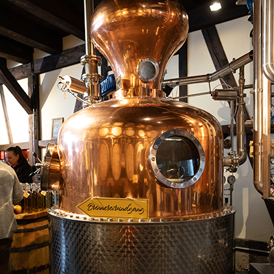 Brennkessel bei Prinz Führung durch die Brennerei. 