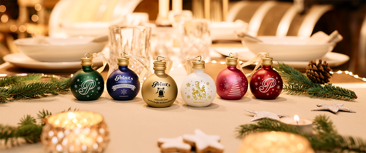 Prinz Christbaumkugeln gefüllt mit Schnaps und Likör